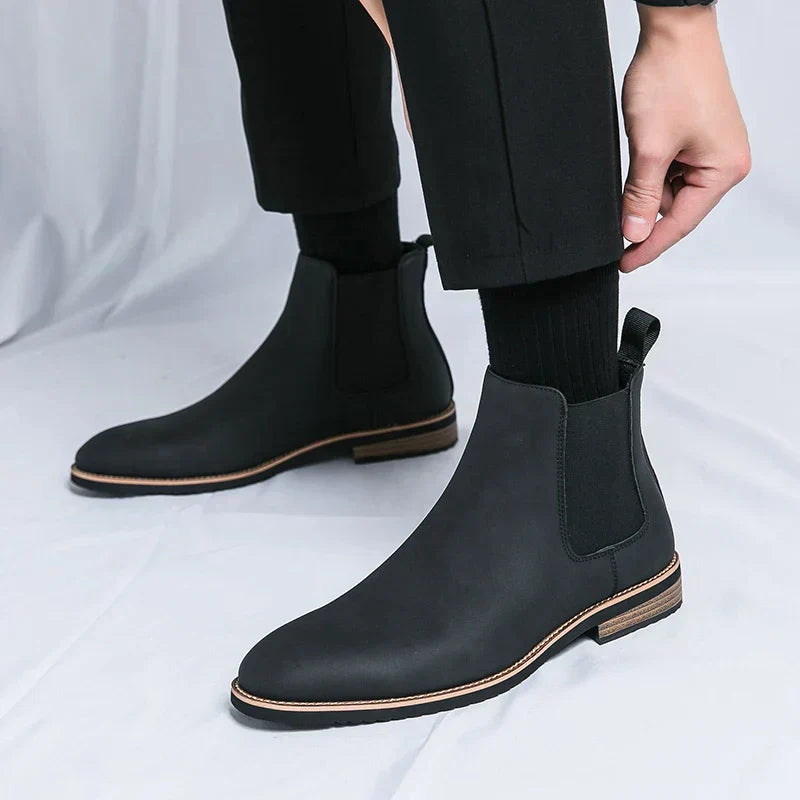 Cosmo | Classic Chelsea Boots
